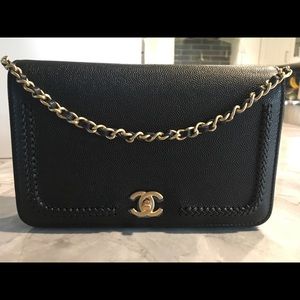 ❌ SOLD ❌ Chanel mini o-bag Wallet on Chain